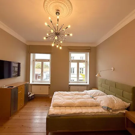 Caesar - Stilvolles Wohnen Im Herzen Von Daire Schwerin (Mecklenburg-Vorpommern)